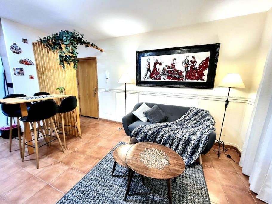 Flamenco, Apartamento Exclusivo De Dos Habitaciones En El Pleno Del Casco Antiguo, Alicante, Playa, Centro Historico, Rambla Eksteriør billede