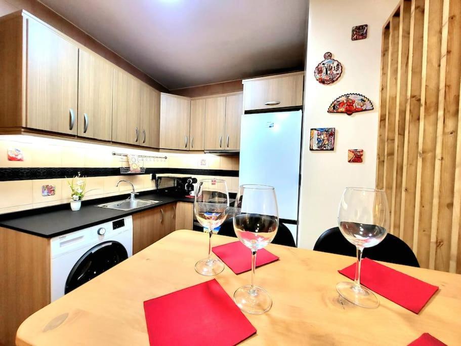 Flamenco, Apartamento Exclusivo De Dos Habitaciones En El Pleno Del Casco Antiguo, Alicante, Playa, Centro Historico, Rambla Eksteriør billede